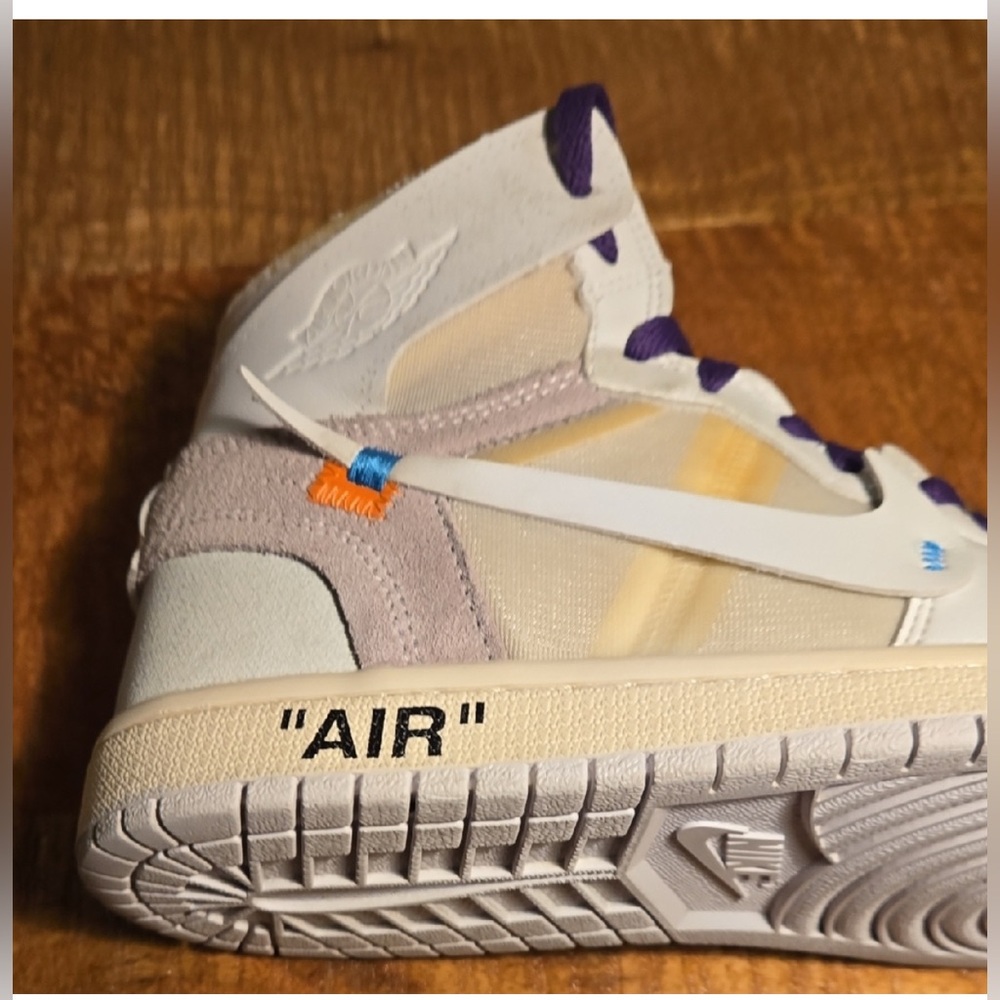 Off-White x Nike White and Purple High-Top Sneakers size 7 ππ₯ - Picture 8 of 13